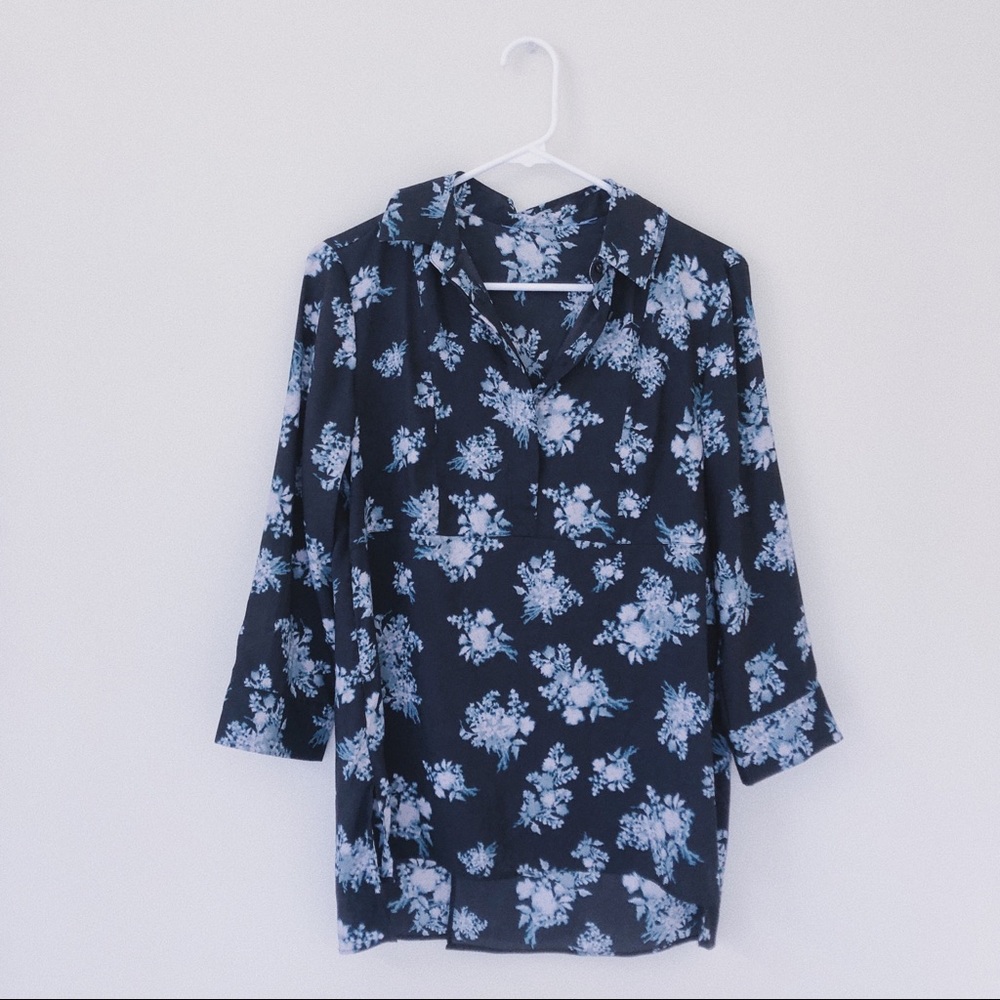 Floral Silky Slit-Back Blouse
